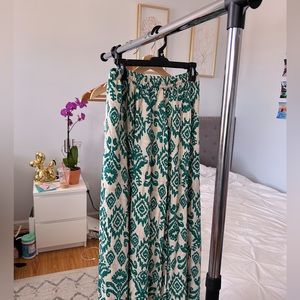 Classy Maxi Skirt 🧚